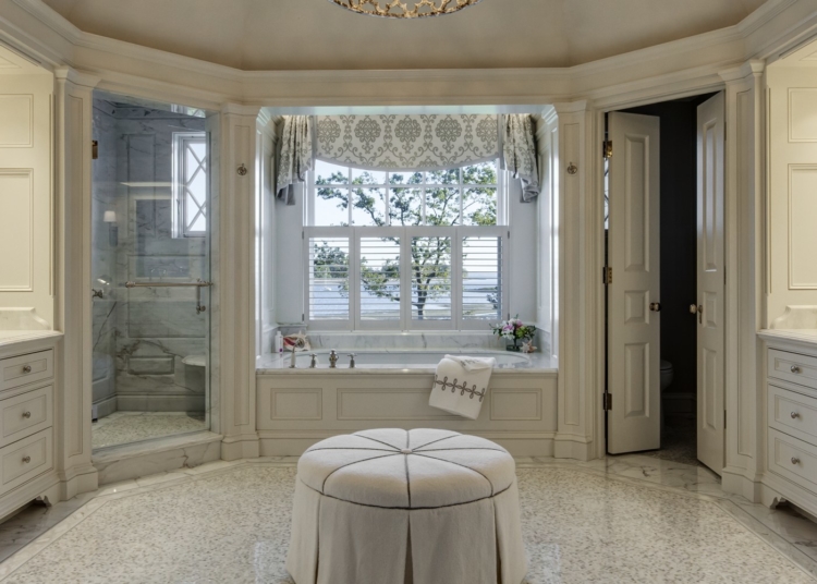 blue and white bathroom