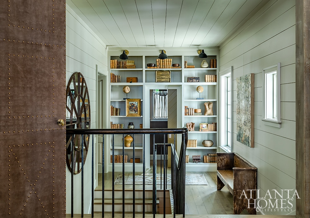 Cashiers house Stan Dixon Architect | Betty Burgess interiors design bookcase