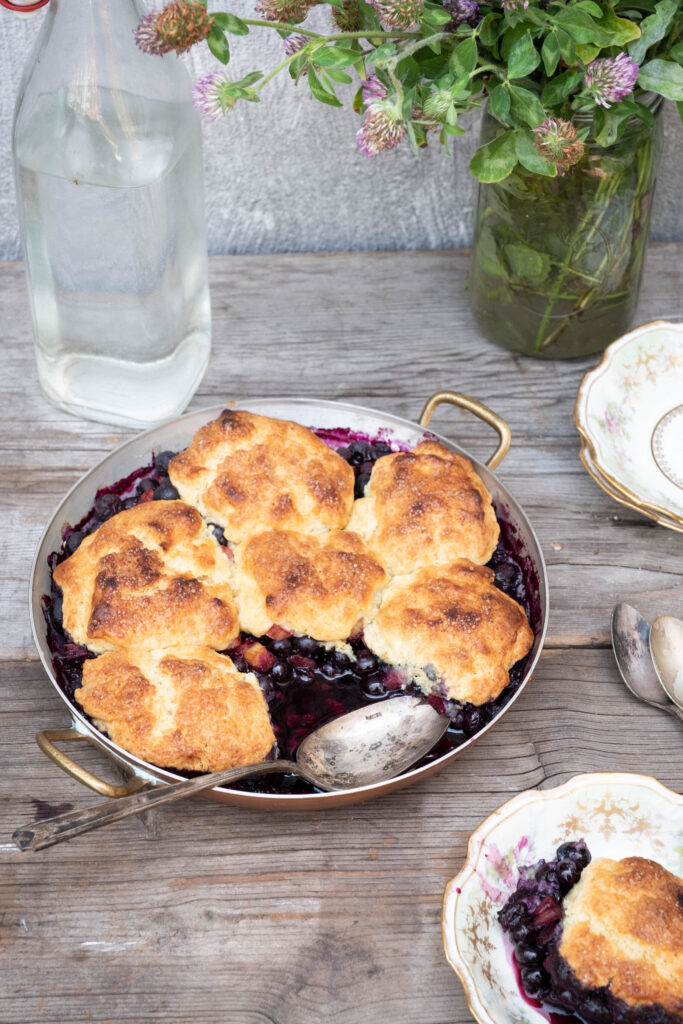 blueberry cobbler