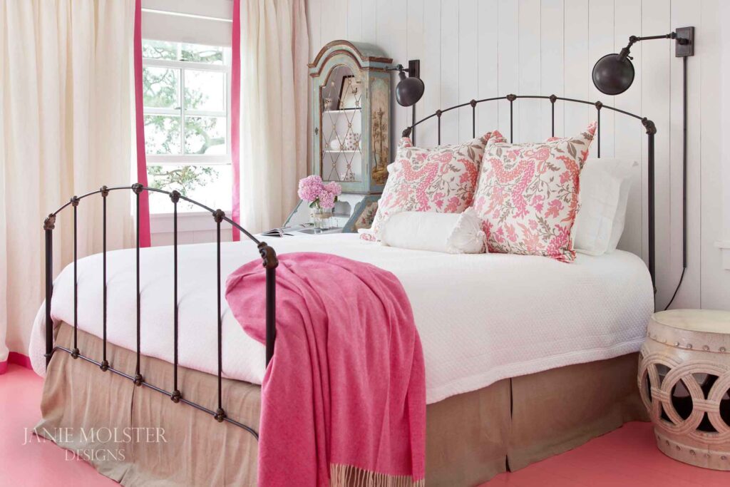 Fishing Bay pink and white bedroom --So this stunning Fishing Bay house designed by Janie Molster (and Gordon Gregory Photography) seemed like a pretty fitting house to tour today. It's the perfect place to spend weekends for fishing right outside the door--and an equally fabulous place to curl up with a good book or get a little work done if you suddenly find yourself home alone during a grand fishing expedition. 