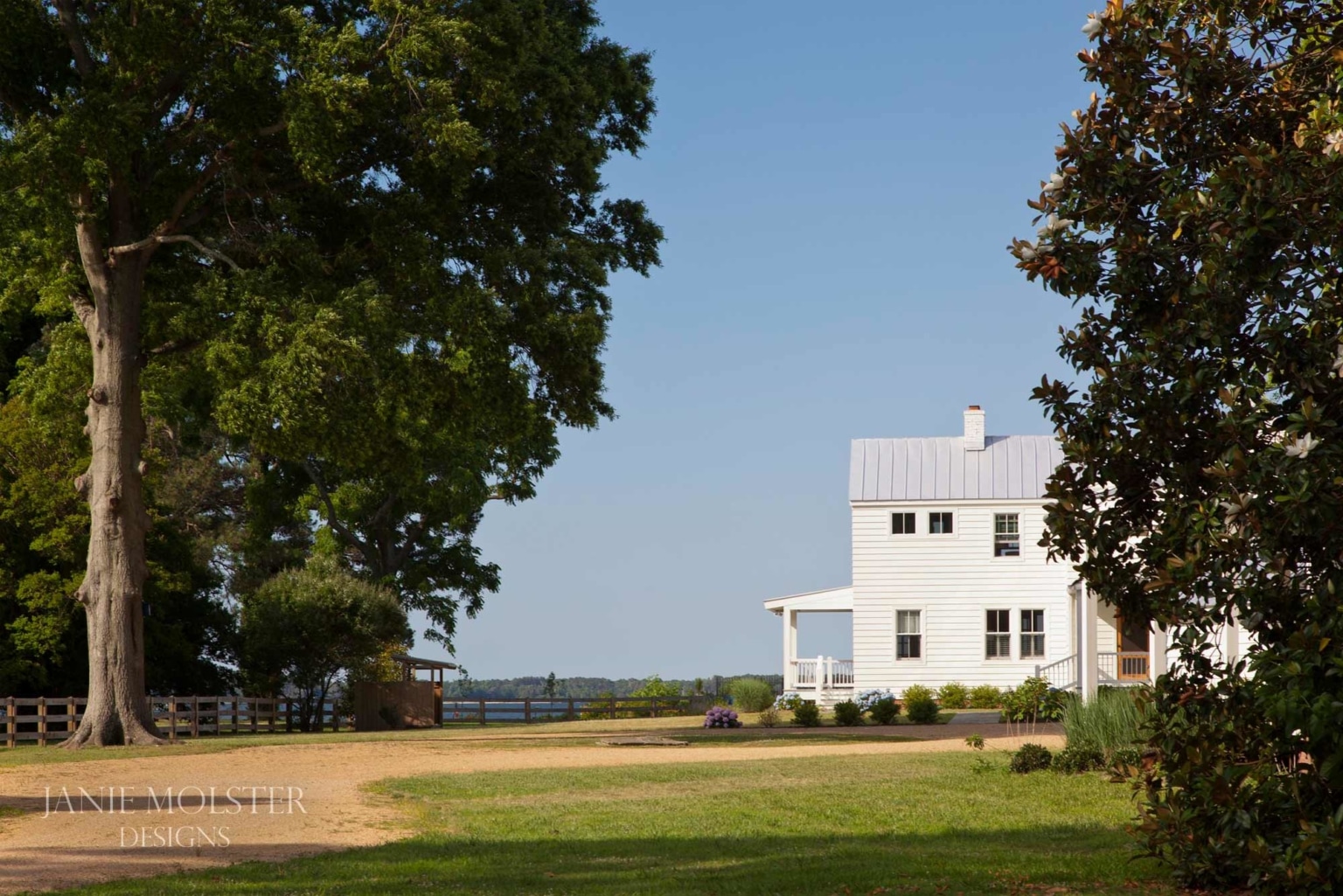 House Tour: Fishing Bay by Janie Molster