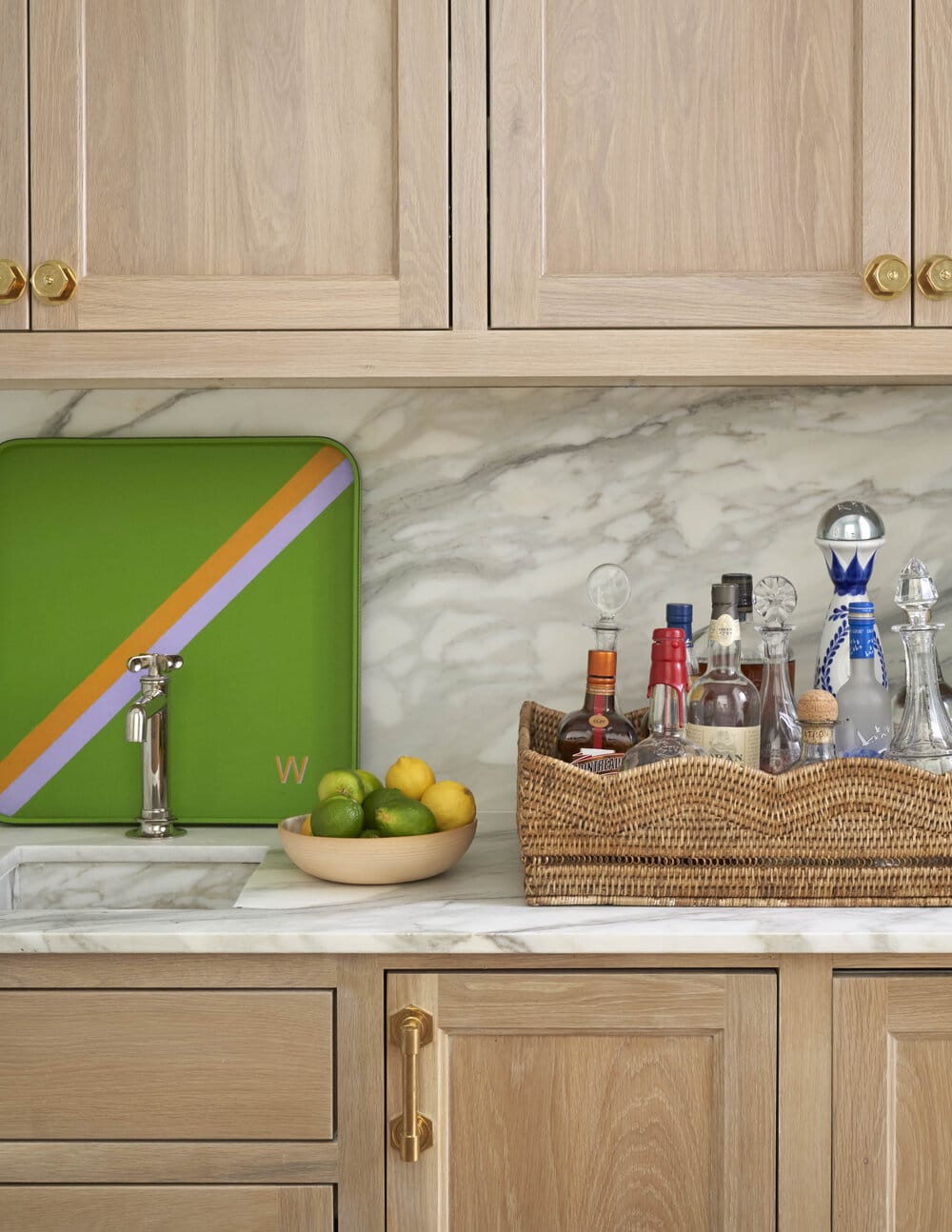 Mary Beth Wagner Interior Design  - Nathan Schroder Photography - kitchen - kitchen design - kitchen remodel - kitchen design - kitchen inspo - kitchen inspiration - bar - 