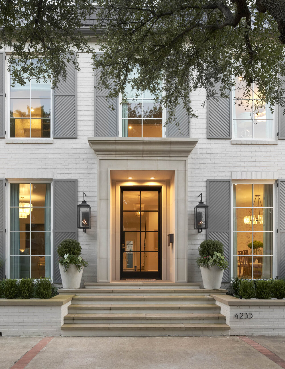 Mary Beth Wagner Interior Design - Nathan Schroder Photography - curb appeal house exterior - house tour - architecture