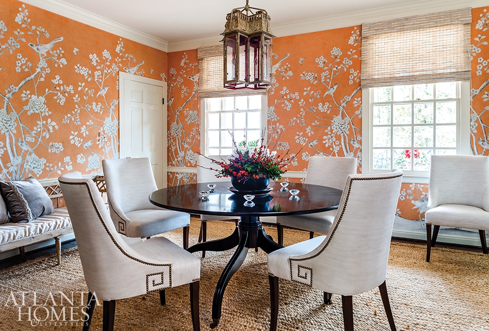 Beth Erin Designed Buckhead home dining room -Beth Erin Designed Buckhead home curb appeal white brickAtlanta Homes & Lifestyles Beth Ervin Interior Design Norman Askins Architect Jeff Herr Photography Jonathan Bussell Landscape Design The halls are decked and the garland is hung in this gorgeous Beth Ervin stunning home perfect for entertaining. Take a peek!