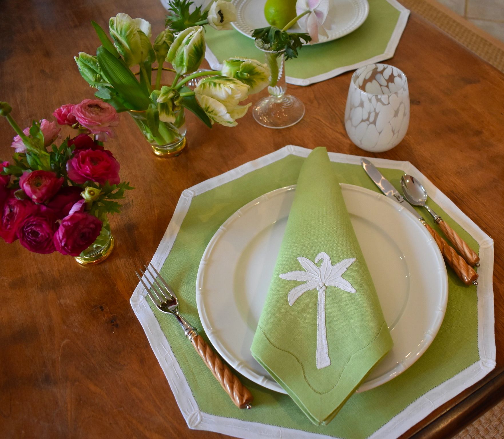 Elizabeth Lake linen for a relaxing table