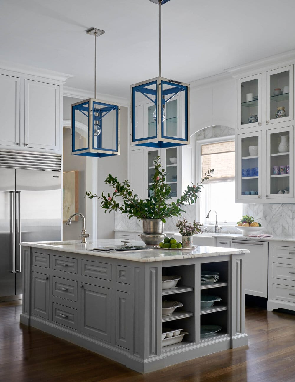 Mary Beth Wagner Interiors - Nathan Schroder Photography kitchen