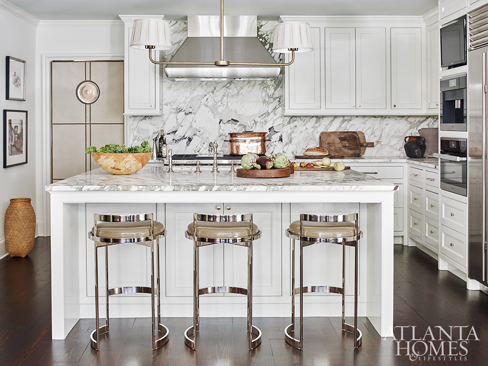 Brookwood Hills shingled house kitchen