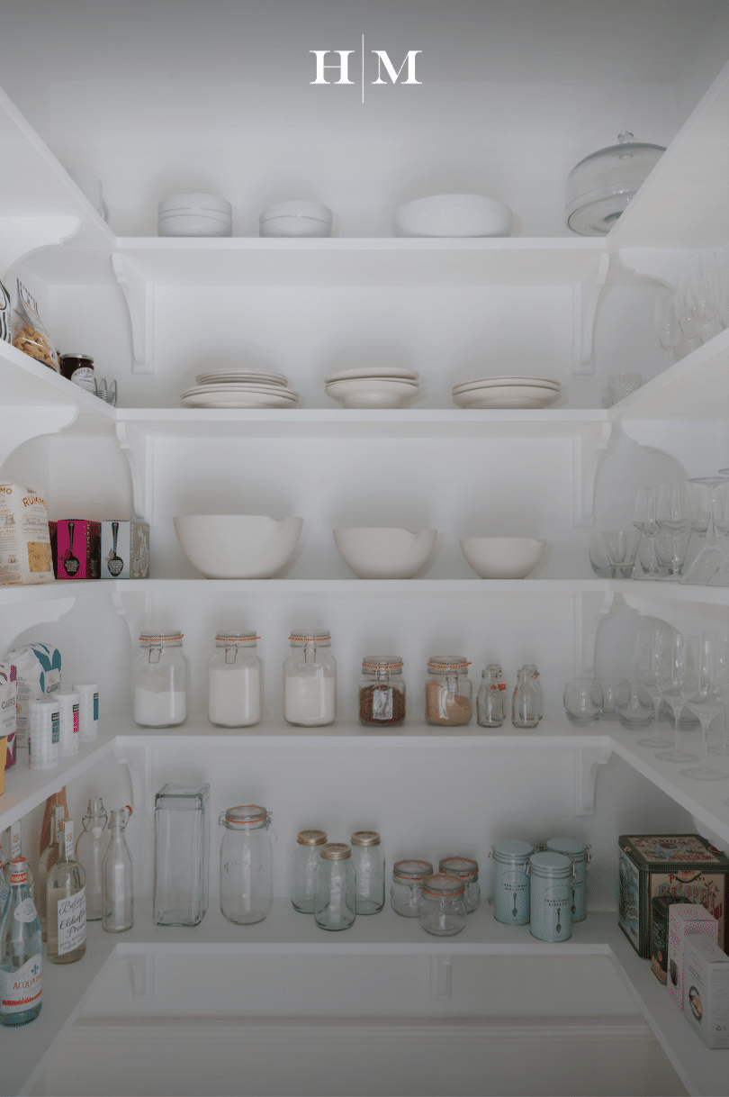 Humphrey Munson bespoke cabinet organization