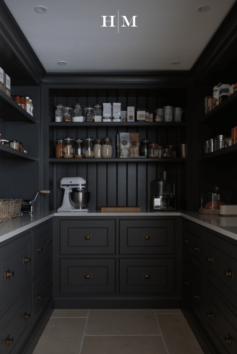 Humphrey Munson bespoke cabinet organization