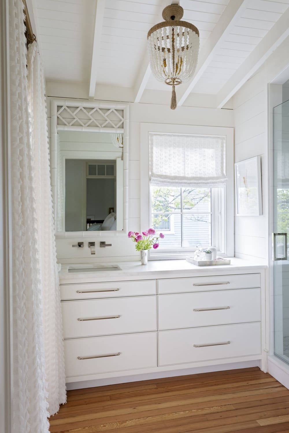 Allison Elebash | Julia Lynn Photography bathroom