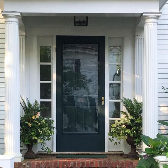 Martha's Vineyard White Clapboard home photographed by @housetouring