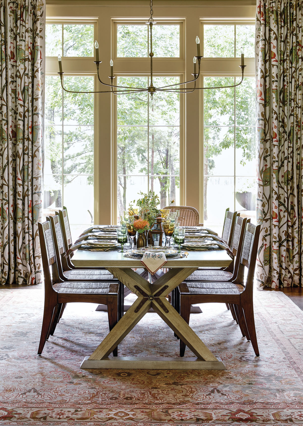 Brierfield Farm the family farm of Flower Magazine Editor Margot Shaw dining room