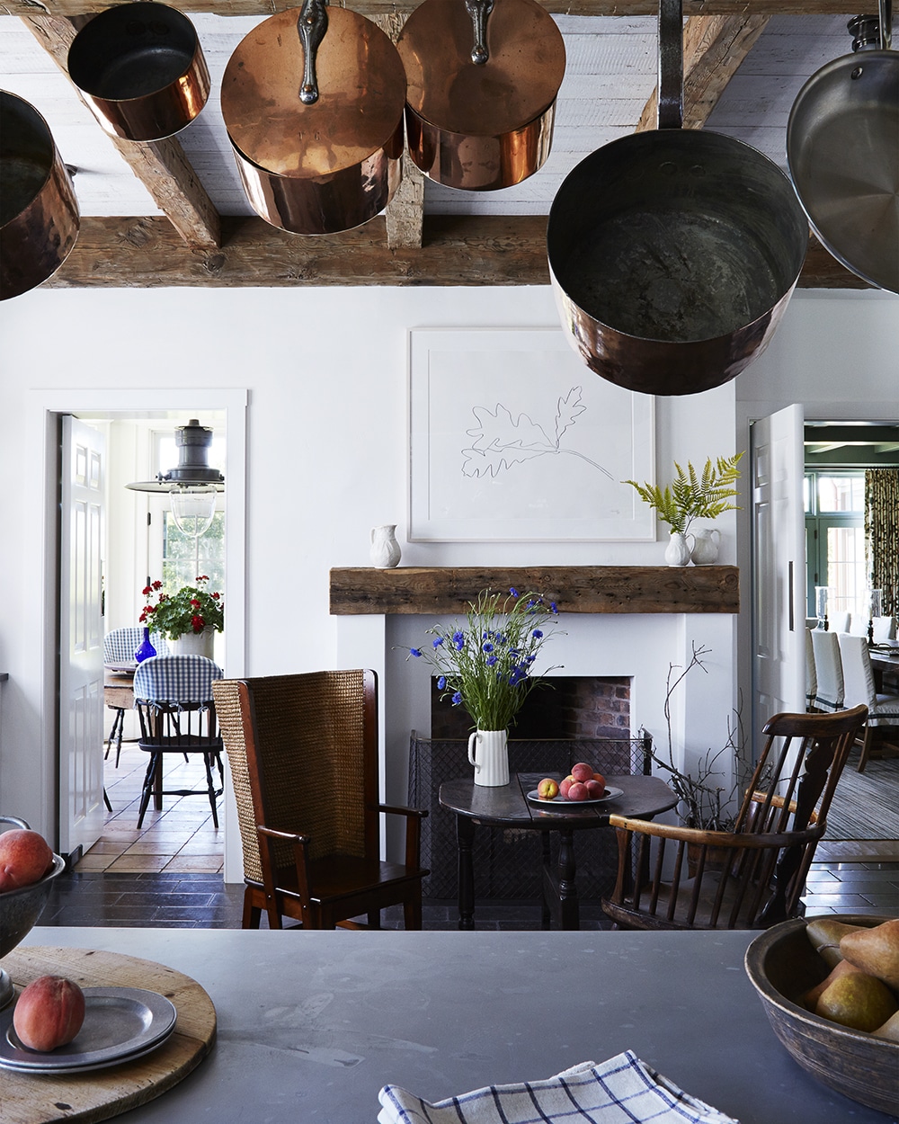 Mark Cunningham Design Martha's Vineyard home kitchen
