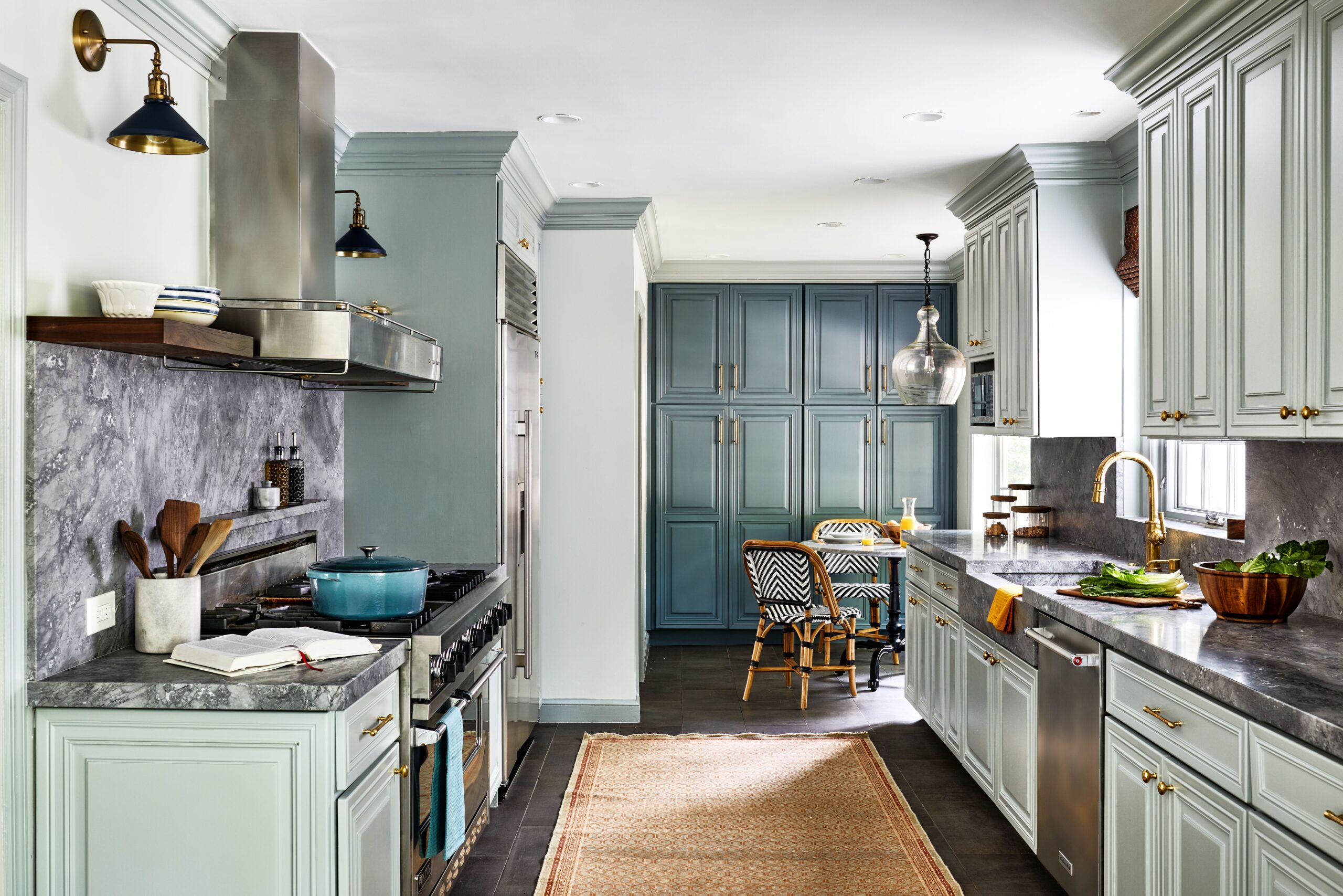 Zoe Feldman Interior Design kitchen | Photography: Stacy Zarin Goldberg - kitchen - kitchen design - kitchen decor - kitchen design ideas