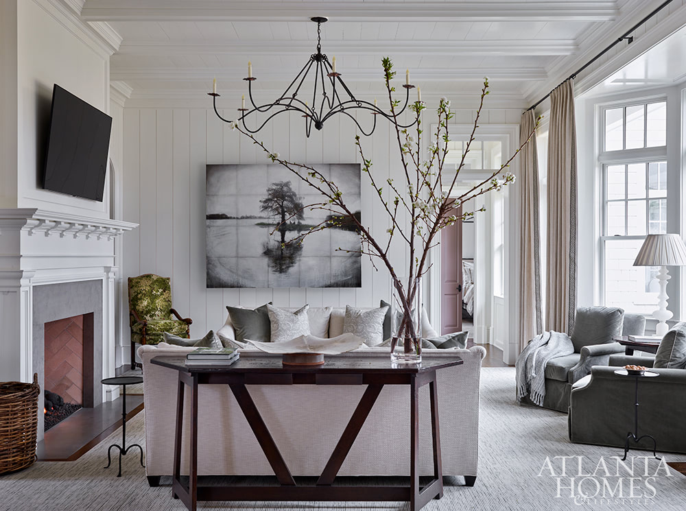 Interior Design: Melanie Milner and Katie Moorhouse of Design Atlelier - Photography: David Christensen - living room design - living room decor - living rooms -Southern Home with Plenty of Style