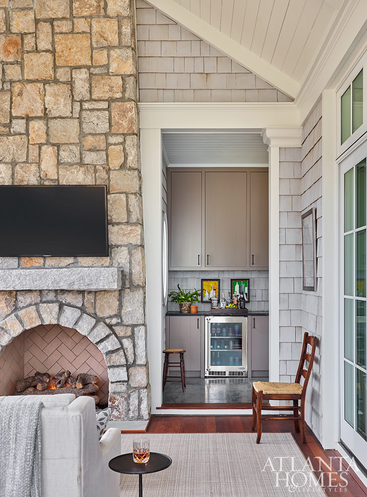 Interior Design: Melanie Milner and Katie Moorhouse of Design Atlelier - Photography: David Christensen - living room design - living room decor - living rooms -Southern Home with Plenty of Style