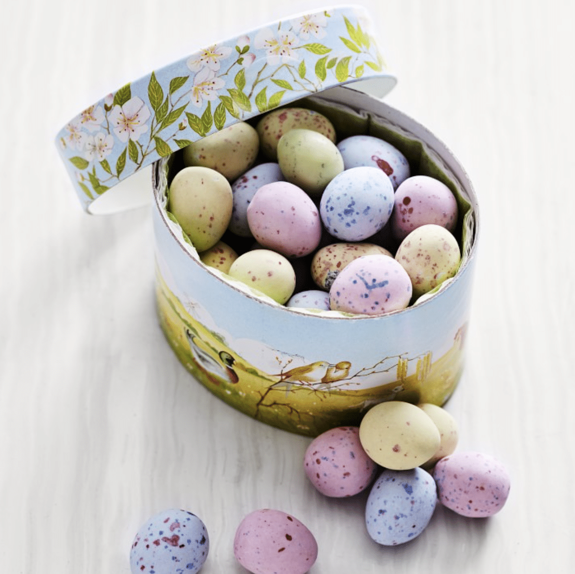 Easter gifts - Easter candy - Easter presents - Williams-Sonoma - chic