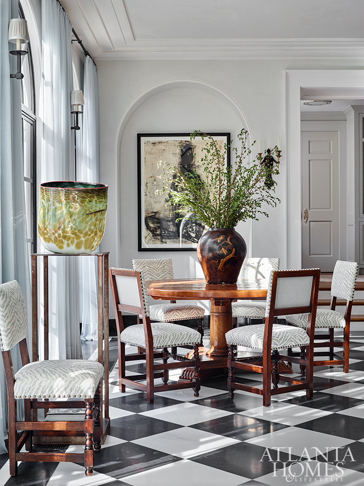 Source: Atlanta Homes & Lifestyles | Interior Design:  Jackye Lanham | Architect:  Andrew Cogar, David VanGroningen and Connor Bingham of Historical Concepts  | Photography: Emily Followill - living room - staircase - Southern Georgian Home - living room design - living room decor
