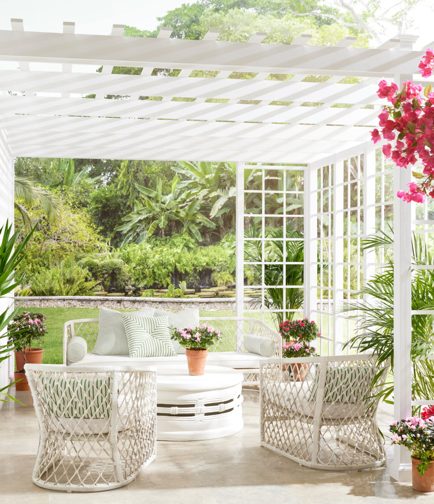 Tour an Ocean Oasis Designed by Ellen Kavanaugh & Link Love