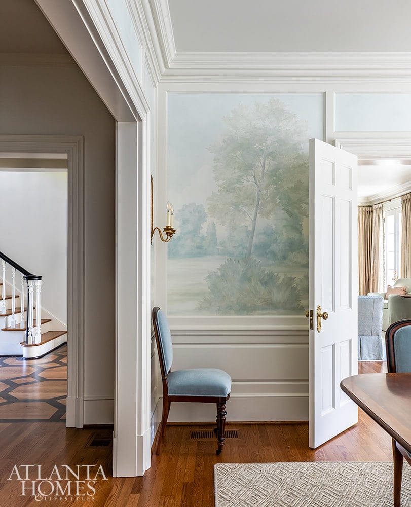Source: Atlanta Homes & Lifestyles | Design:  Emily Wyatt, Wyatt Designs | Architect:  MabryArch Architecture  | Builder: Revival Construction | Landscape Architect: Jonathan Bussell Landscape Architect | Photography: Jeff Herr | Stylist: Eleanor Roper dining room - dining room design - blue and white 