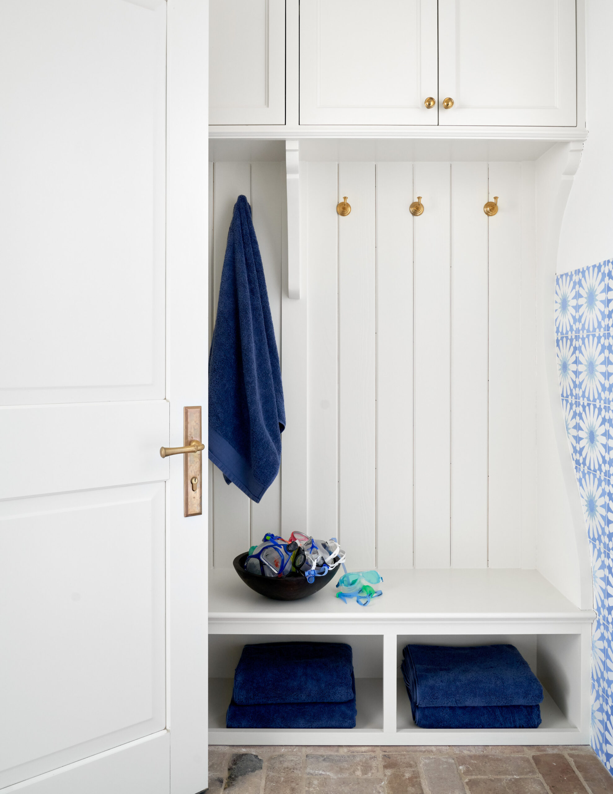 Collins Interiors, Nathan Schroder Photography, mud room, blue and white wallpaper