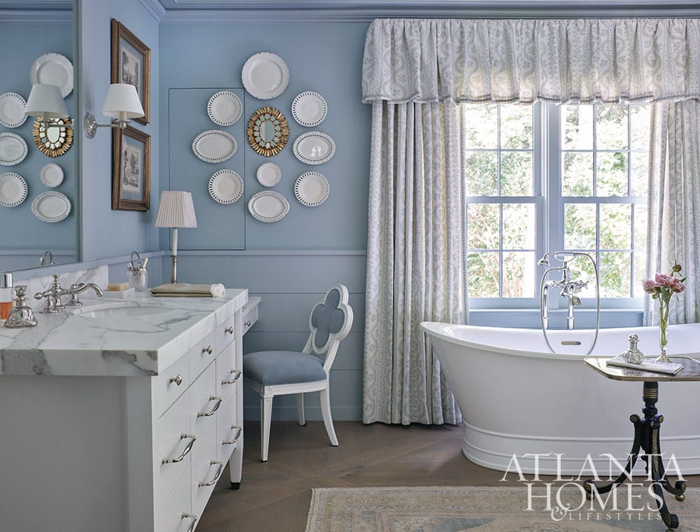 If you love English cottage style homes, then you'll want to take a tour of this 1950's Buckhead home. From the exposed beams in the living room to the delightful built-in reading nook, it is full of charming details. Source: Atlanta Homes & Lifestyles Interior Design: Lanier Interiors Architect: Steve Fintak of D Stanley Dixon Architect Photography: Emily Followill Landscape Architect: Jonathan Bussell Builder: Smith Built Homes