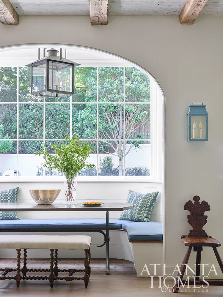 If you love English cottage style homes, then you'll want to take a tour of this 1950's Buckhead home with timeless interior design. From the exposed beams in the living room to the delightful built-in reading nook, it is full of charming details. Source: Atlanta Homes & Lifestyles Interior Design: Lanier Interiors Architect: Steve Fintak of D Stanley Dixon Architect Photography: Emily Followill Landscape Architect: Jonathan Bussell Builder: Smith Built Homes