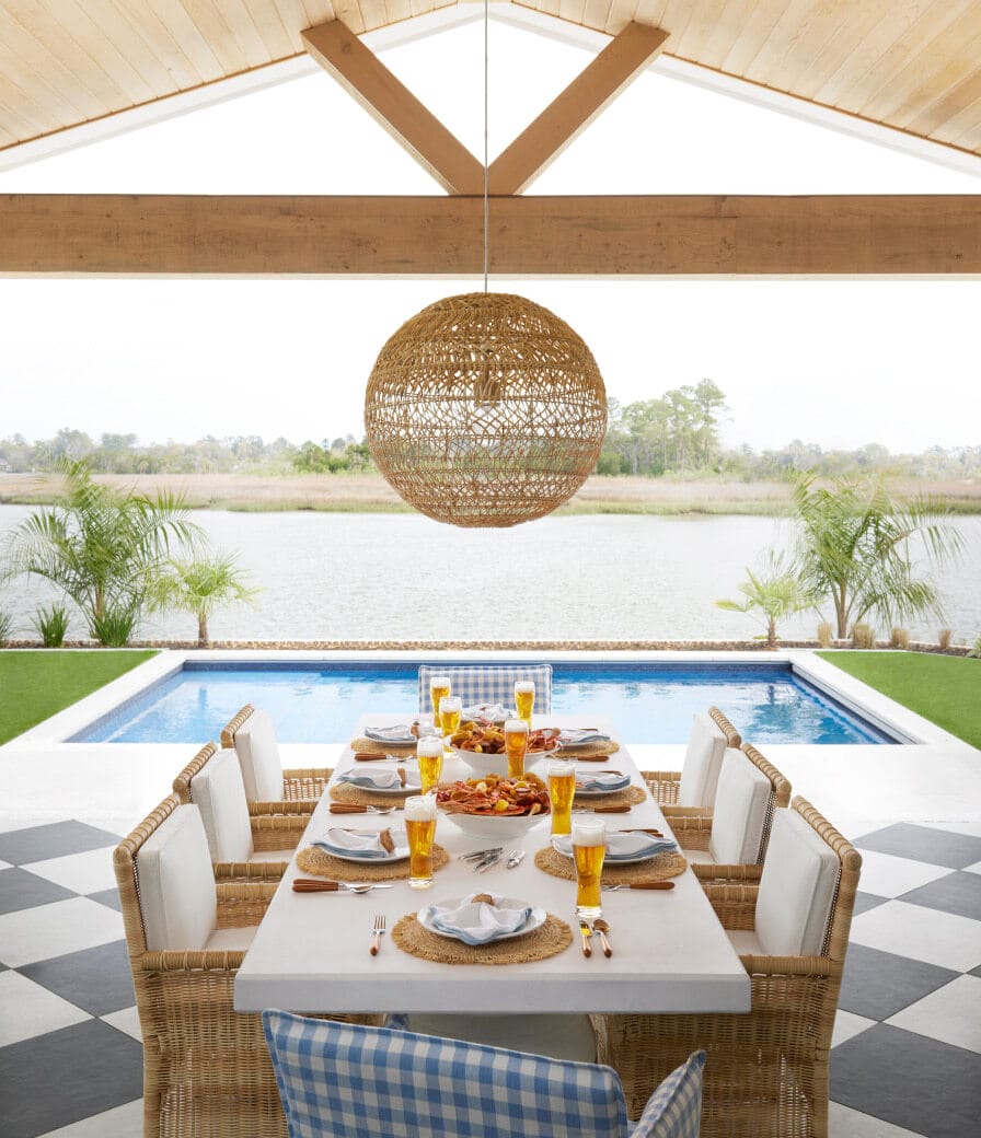 Tori Rubinson Designed Colonial Parkway Beauty