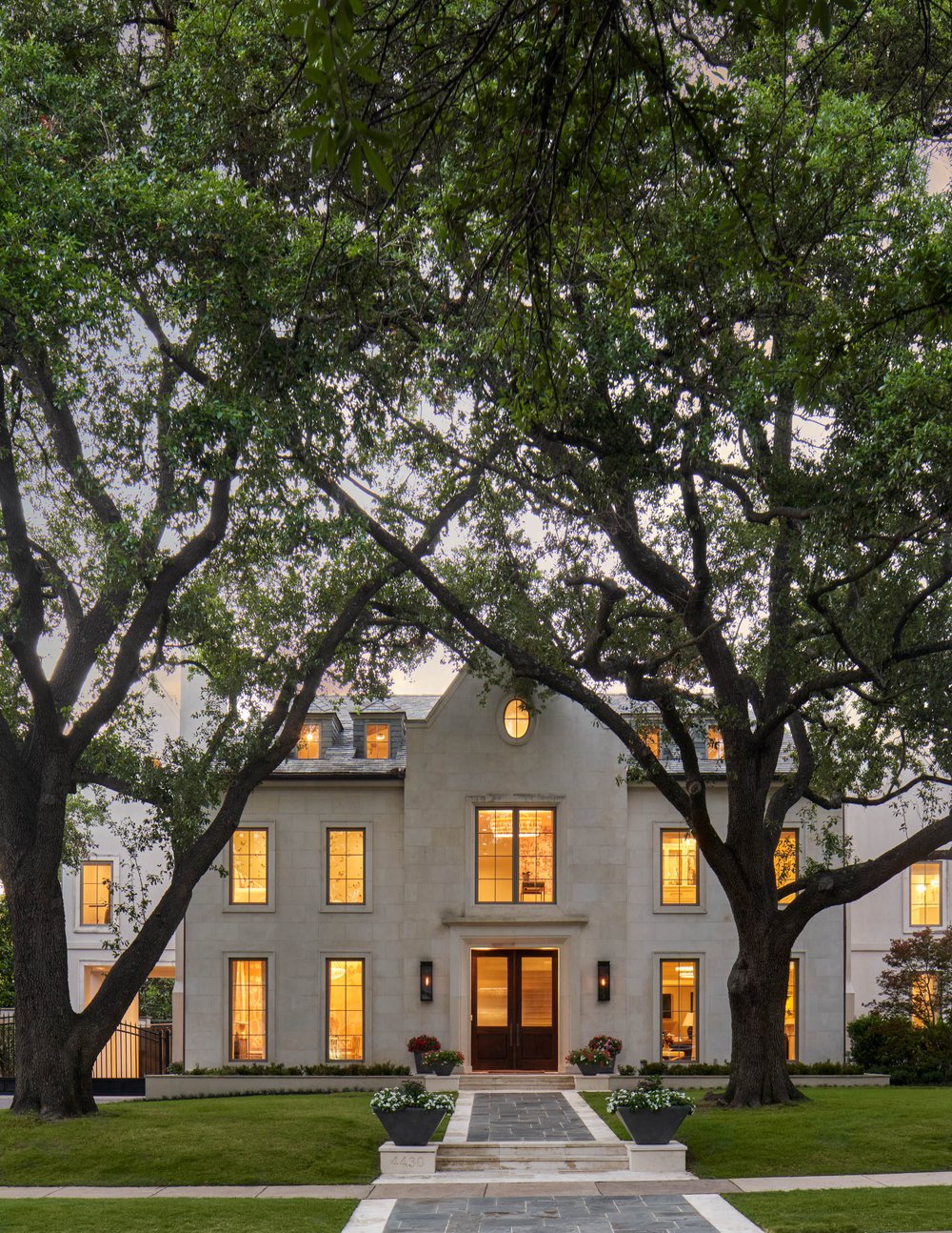 House Tour:  Mary Beth Wagner Designed Stunner