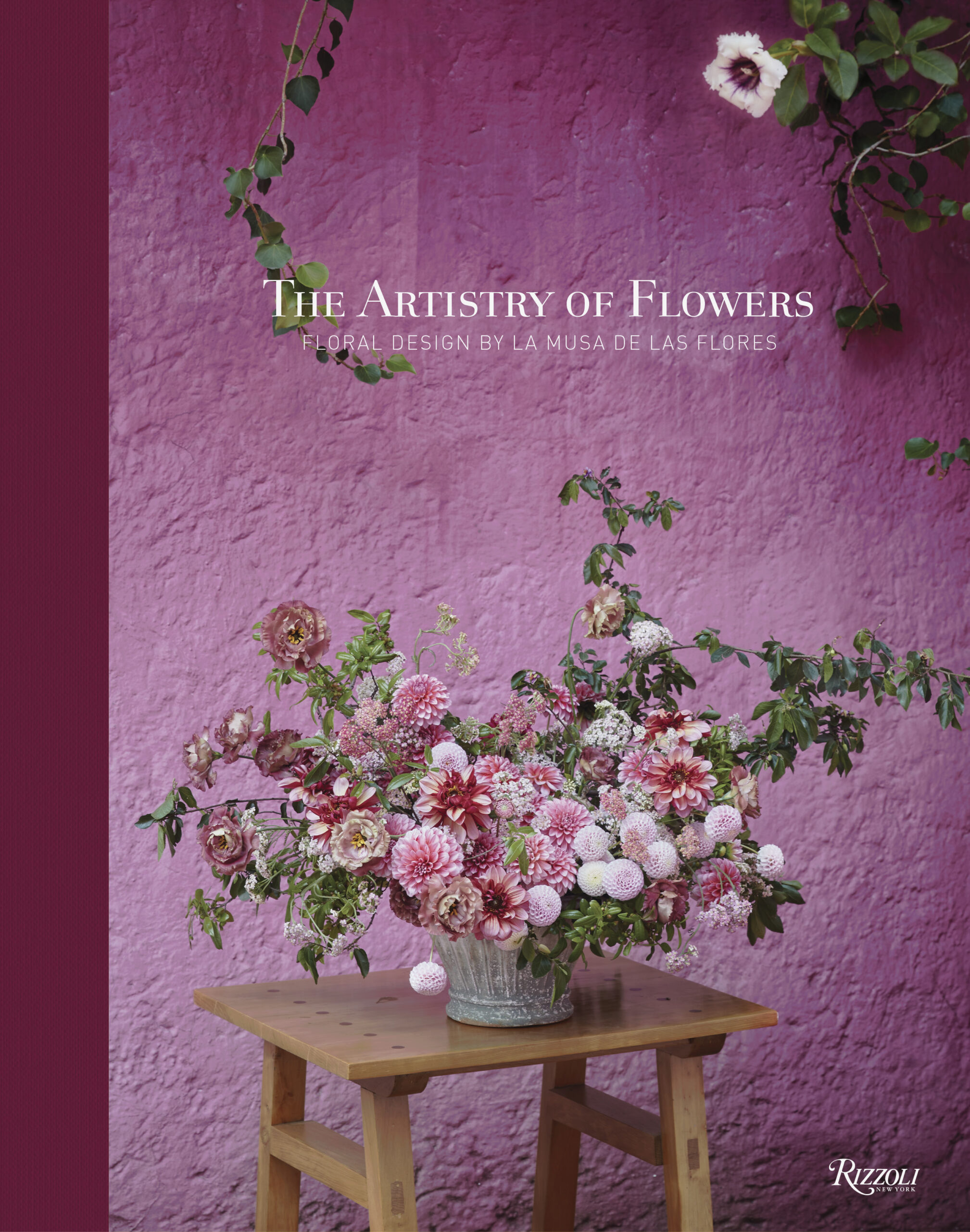 In The Artistry of Flowers, floral designer Gabriela Salazar "teaches us how to look at flowers and understand their characteristics from an artist’s perspective.