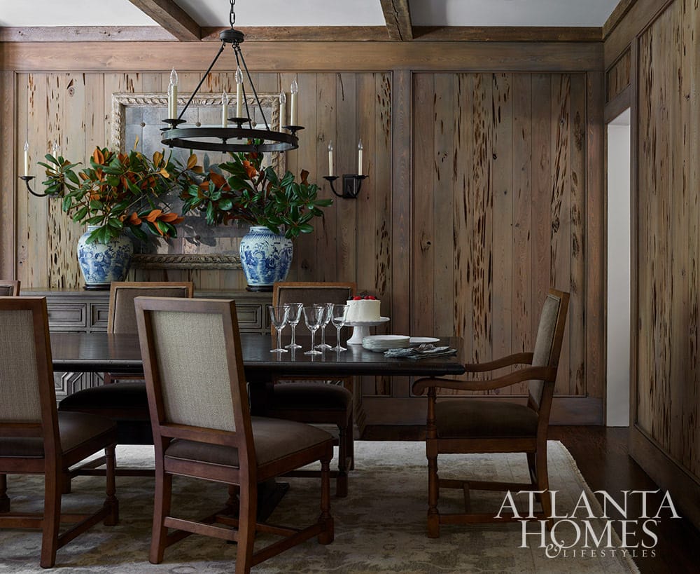 The dream team of Architect Historical Concepts,  Interior Designer Daniel DeSantis , and Carson McElheney Landscape Architecture & Design outdid themselves on this one!  Source: Atlanta Homes & LIfestyles | Photography: Emily Followill