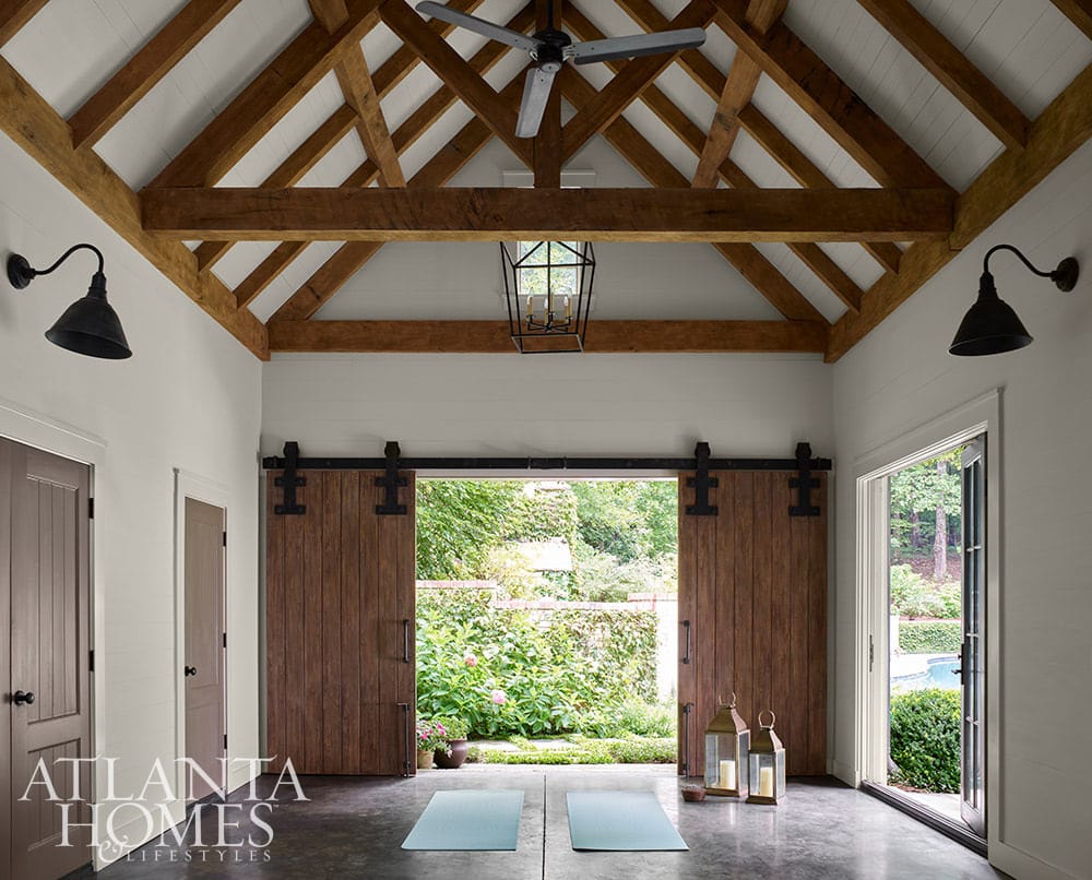 The dream team of Architect Historical Concepts,  Interior Designer Daniel DeSantis , and Carson McElheney Landscape Architecture & Design outdid themselves on this one!  Source: Atlanta Homes & LIfestyles | Photography: Emily Followill
