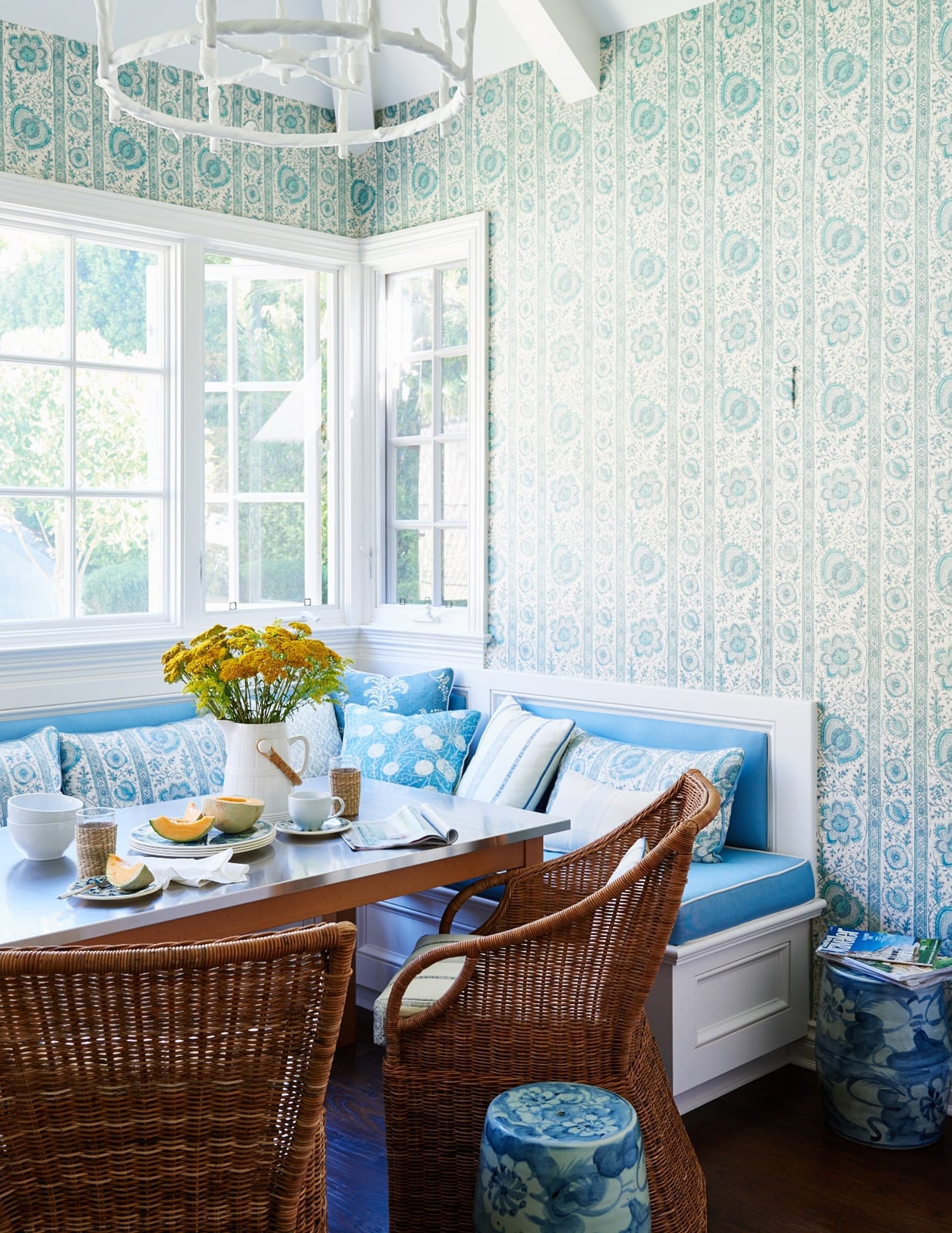 Mark D. Sikes Interiors | Amy Neunsinger PhotographyBlissful Tranquility in the Pacific Palisades - design chic