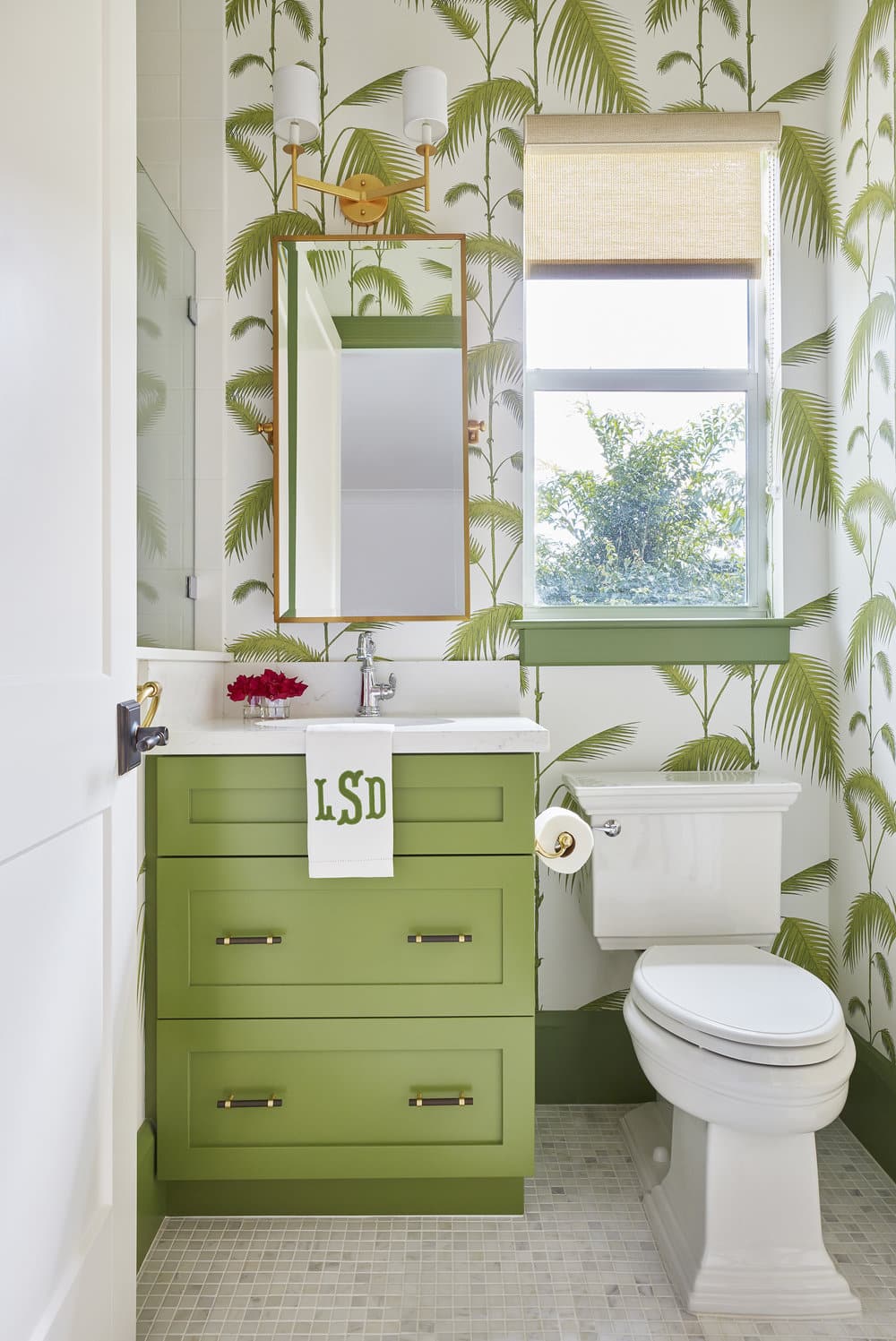  Pretty, practical and perfect for guests, the powder room is a small space that can be big on style Kara Miller Interiors work is testament to the power of packing a punch in the smallest of spaces. Brantley Photography 