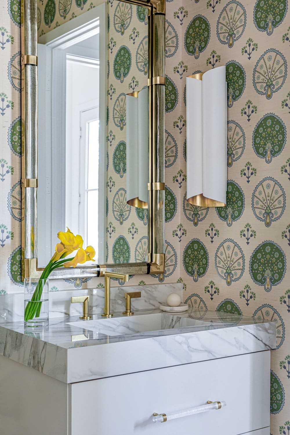 Long Cove Lake House - Mary Beth Wagner Interior - Nathan Schroder Photography - bathroom