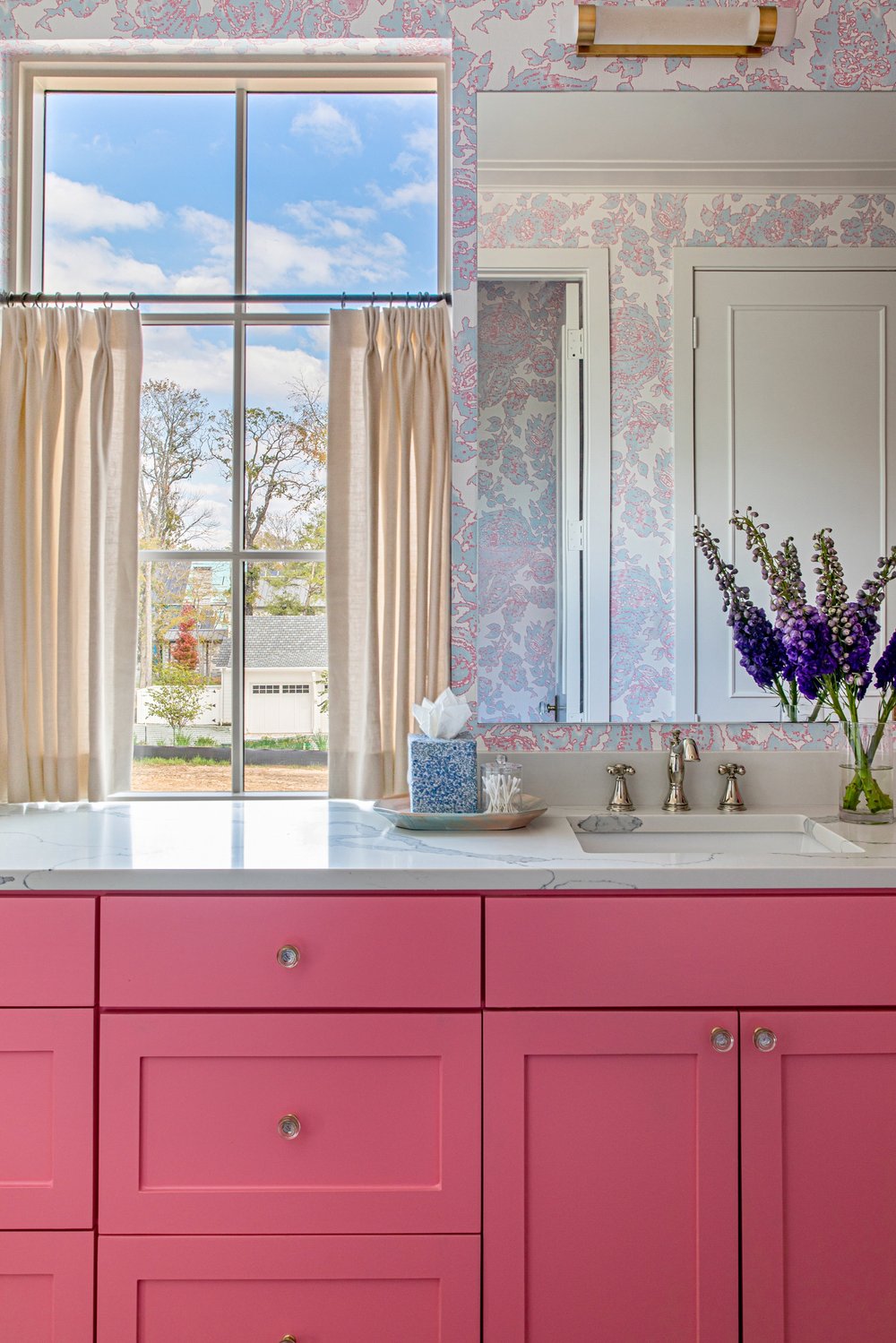 Long Cove Lake House - Mary Beth Wagner Interior - Nathan Schroder Photography - bathroom