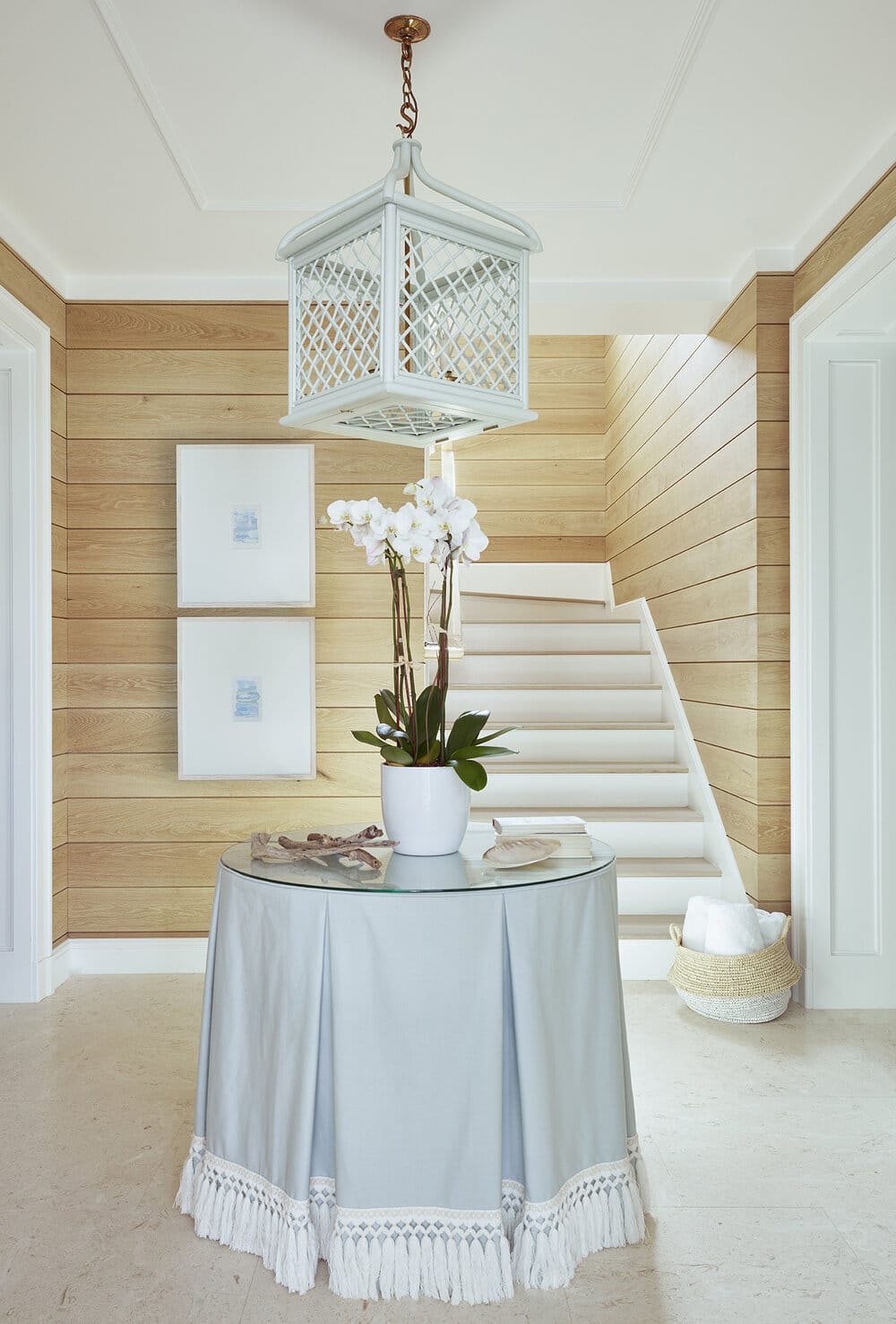 Kara Miller creates inviting foyers that set the stage for a warm welcome, where every detail contributes to the overall ambiance.  Take a peek and we think you’ll agree! Kara Miller creates inviting foyers that set the stage for a warm welcome, where every detail contributes to the overall ambiance.  Take a peek and we think you’ll agree!