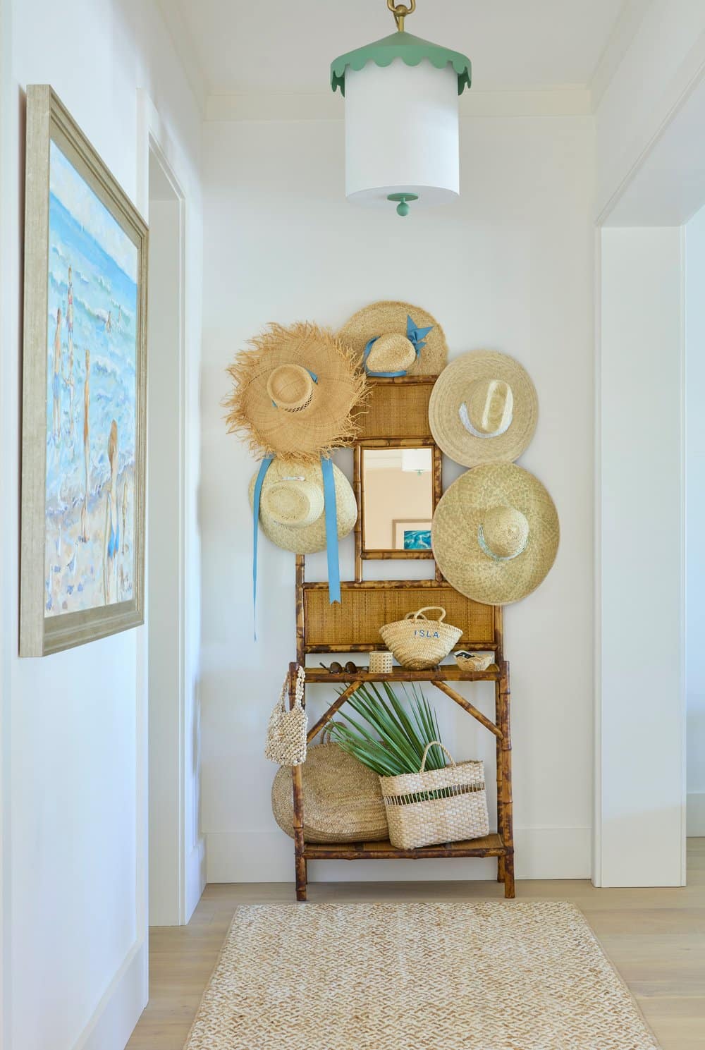 These breathtaking Kara Miller designed coastal entryway ideas set the stage for a warm welcome, where every detail contributes to the overall ambiance! 