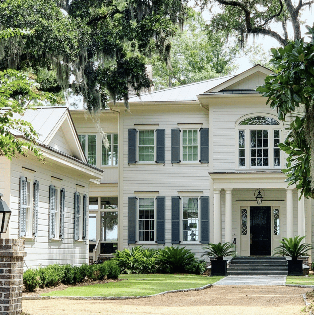 10 Favorite White Houses With Beautiful Curb Appeal - Design Chic
