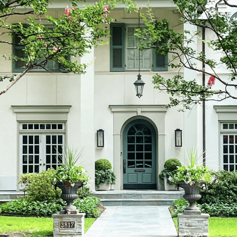 10 Favorite White Houses With Beautiful Curb Appeal - Design Chic