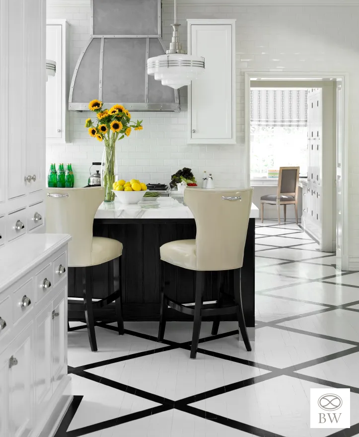 Beth Webb's kitchen designs are the perfect blend of elegance, functionality, and timeless charm, each space reflecting her signature style and attention to detail.Architect: D. Stanley Dixon | Photography: Emily Followill