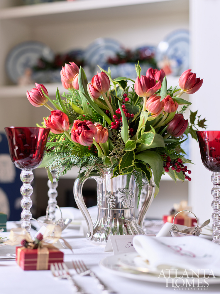 Here are some of our favorite secrets to Southern entertaining and for throwing a fabulous fete to remember: