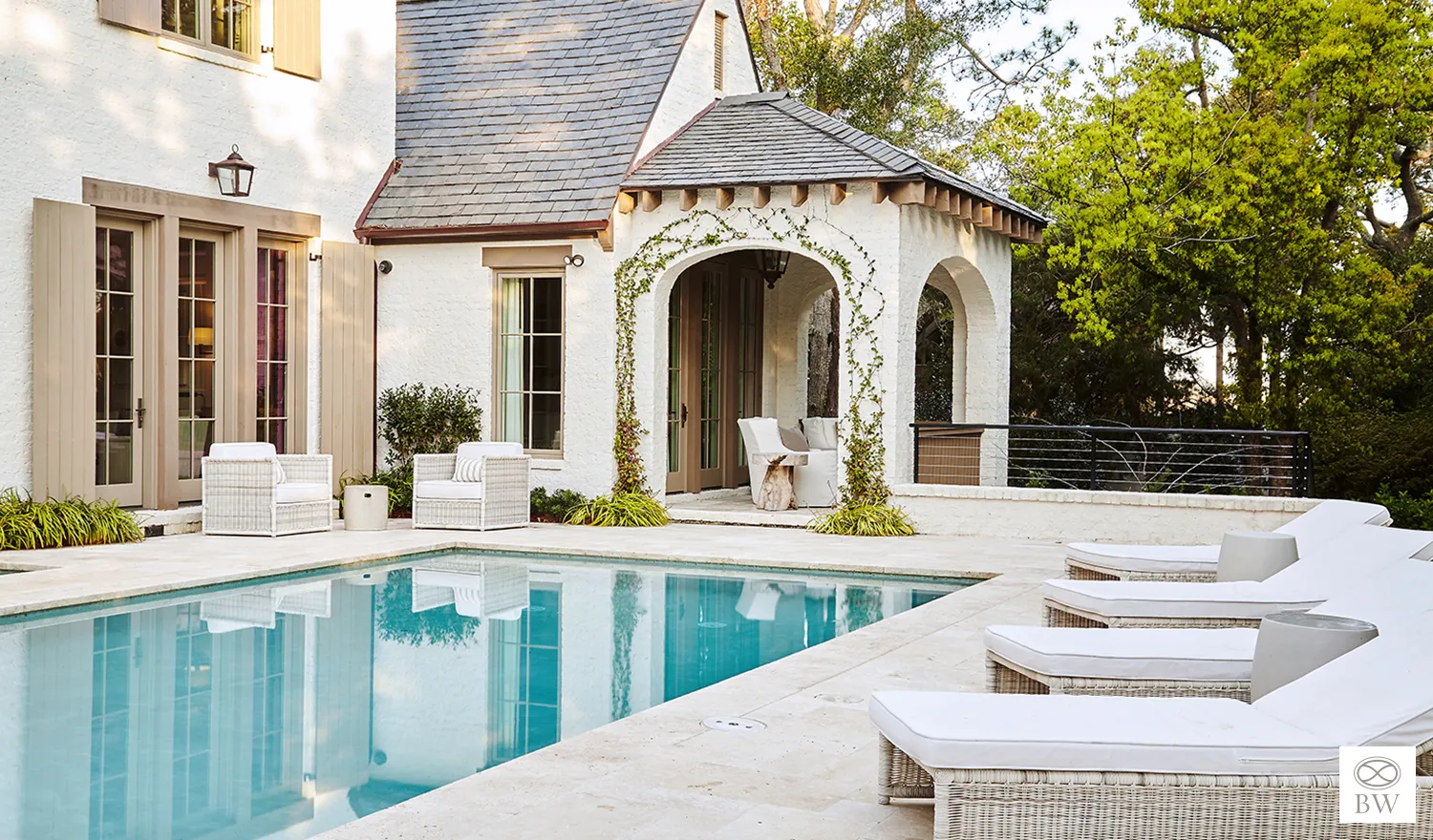Outdoor spaces are one of our favorite things about summer. And we can always use inspiration for our outdoor spaces! Beth Webb Interiors - Emily Followill Photography