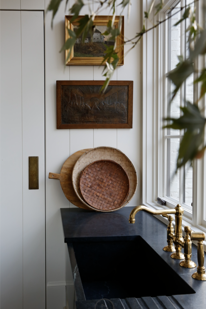 Grab your coffee, sit back, relax and soak in the stunning work of Sabbe Interiors.  Stephanie believes that "good design is the careful consideration of scale and proportion; the study of light and color. It tells of the old while embracing the new. Paige Rumore Photography - classic kitchen, kitchen design, kitchen remodel