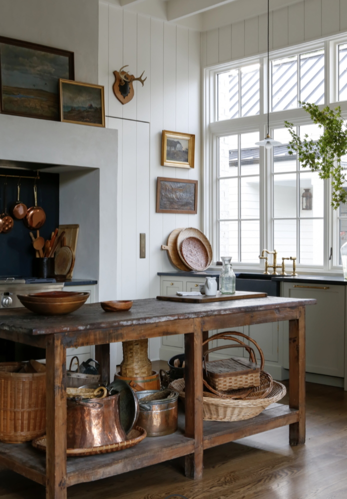 Grab your coffee, sit back, relax and soak in the stunning work of Sabbe Interiors.  Stephanie believes that "good design is the careful consideration of scale and proportion; the study of light and color. It tells of the old while embracing the new. Paige Rumore Photography - classic kitchen, kitchen design, kitchen remodel