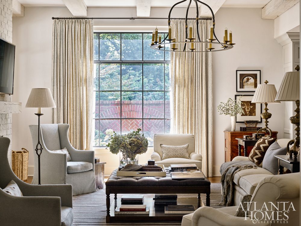 Nancy Meyers Inspired home - Nancy Meyers Inspired home - Nancy Meyers style - Nancy Meyers home - Atlanta Homes & Lifestyles | Liza Bryan Interior Design | Ryan Duffey Architect | Emily Followill Photographer