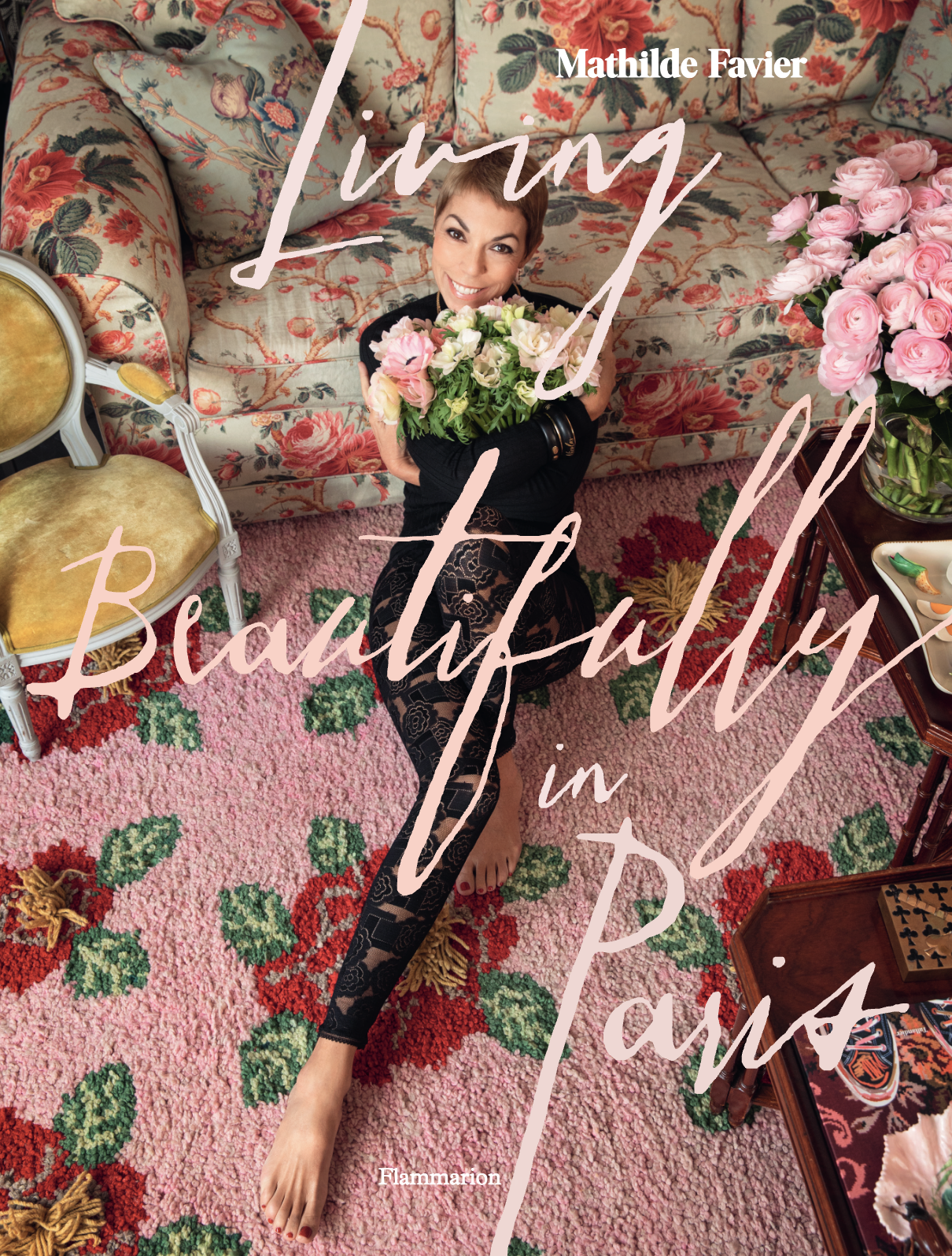 Living Beautifully in Paris invites readers on a unique tour of Paris. Pascal Chevallier Photography