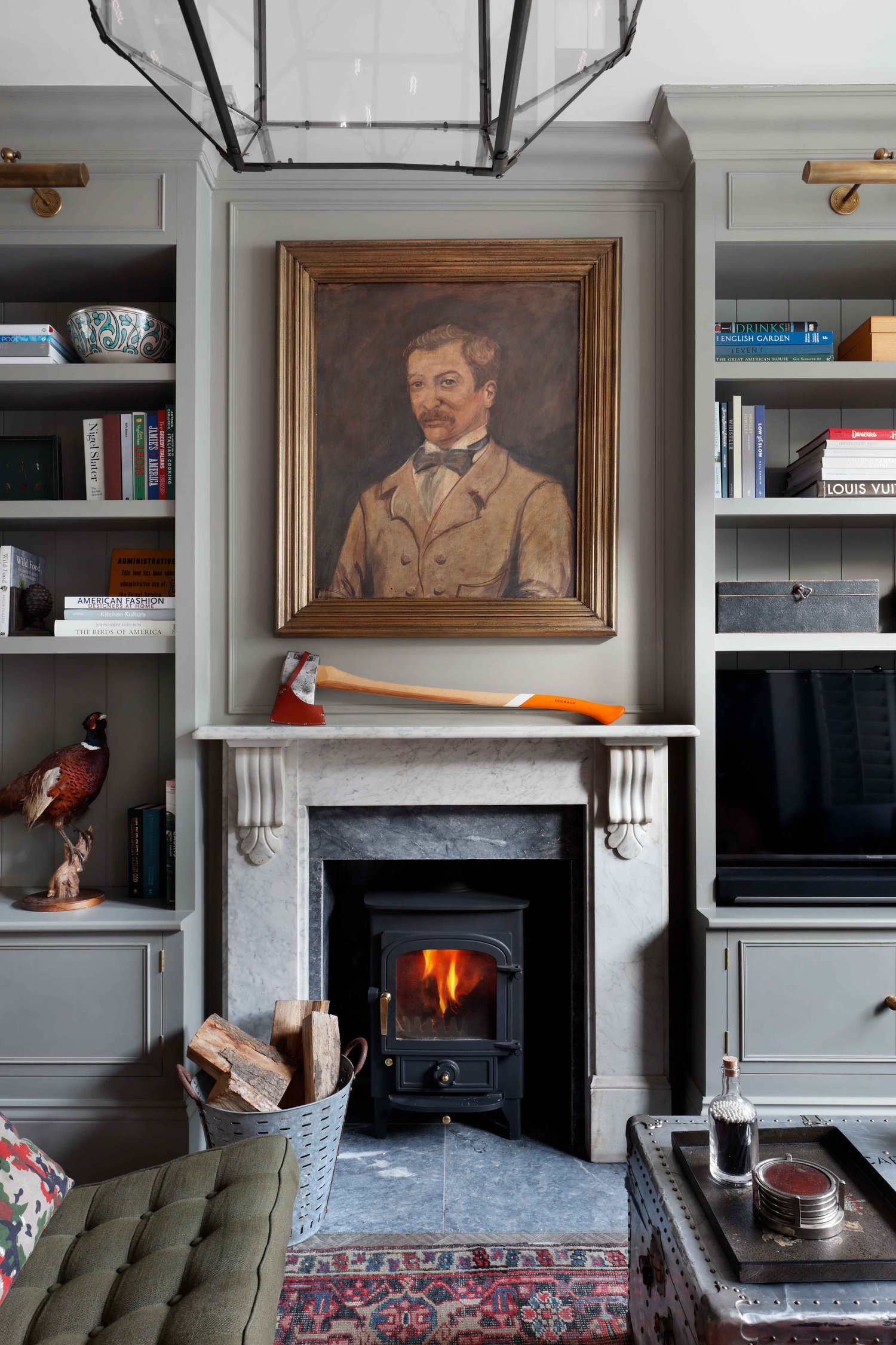 If you liked yesterday's post In Good Taste:  HÁM Interiors, you're going to love today's house tour!  This amazing retreat oozes eclectic and whimsical charm. Alexander James Photography