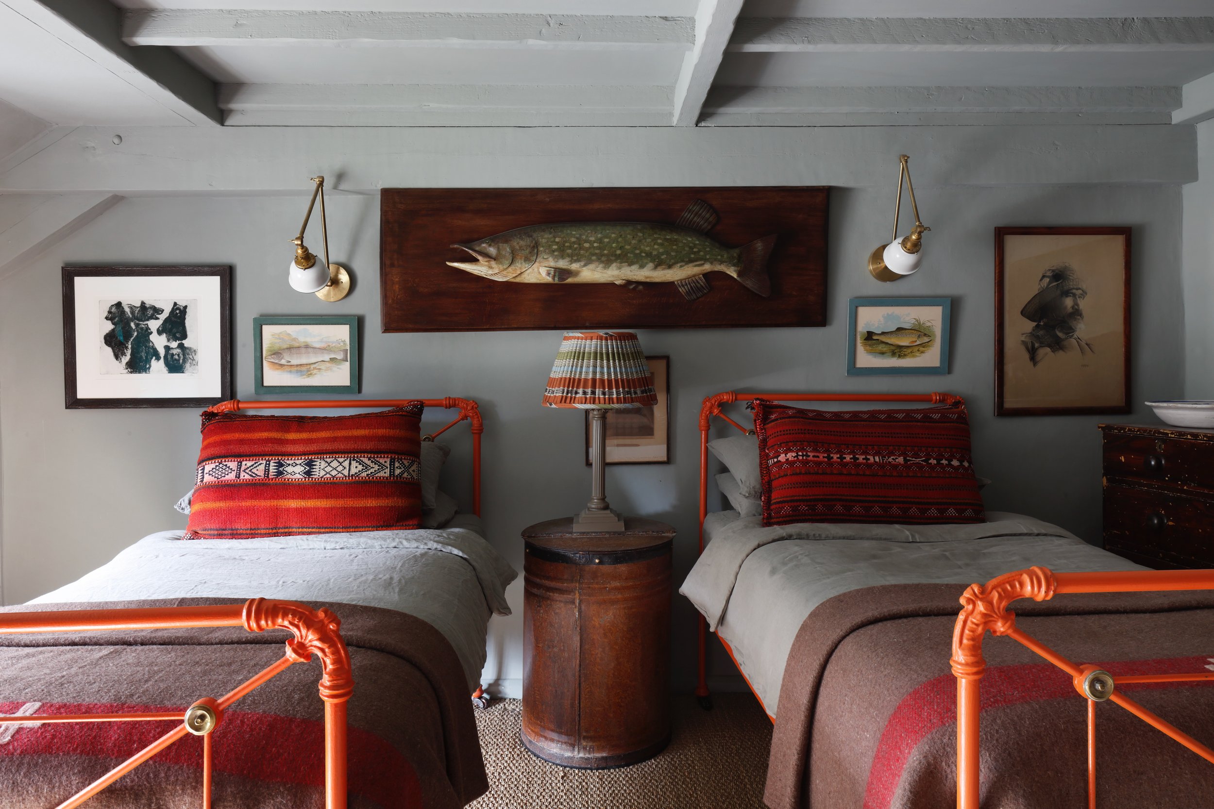 Life–and houses–are all about the details. And no one embraces that philosophy better than the designers of HÁM Interiors. Alexander James Photography