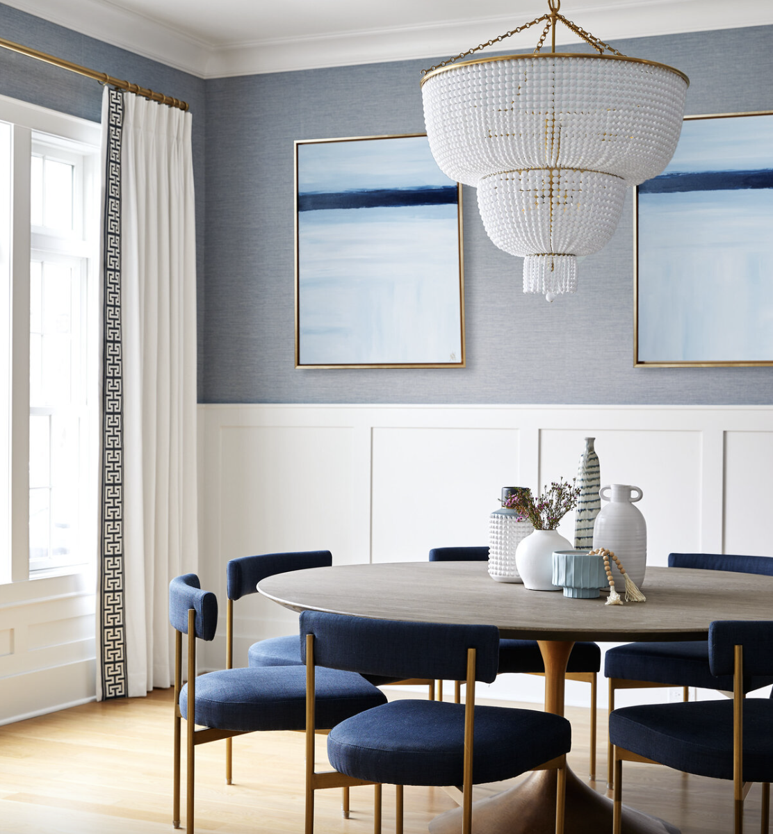Chic, clean interiors with just the right amount of personality are hallmarks of this talented designer’s style. Take a break, take a peek, and let us know which space of Cory Connor 's is your favorite. Laura Moss PHotography